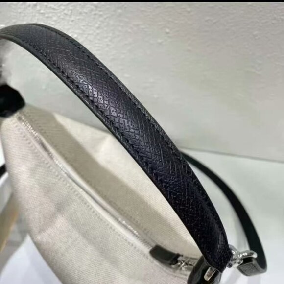 Longqi classic canvas bag under the armpit - Picture 7 of 7